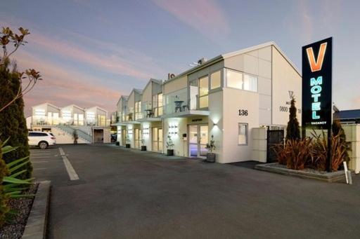 V Motel Christchurch Exteriör bild