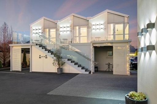 V Motel Christchurch Exteriör bild